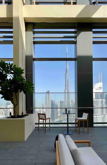 Glow Sky Trendy 1br- Mall Access By Maxx Value Homes