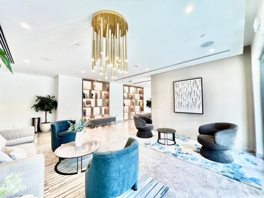 Apartment Glow Sky Trendy 1br- Mall Access By Maxx Value Homes *