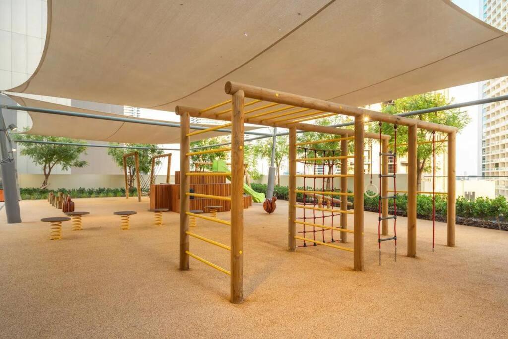 Apartment Glow Sky Trendy 1br- Mall Access By Maxx Value Homes