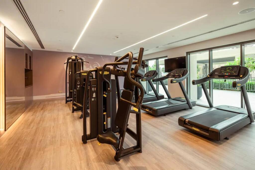 Glow Sky Trendy 1br- Mall Access By Maxx Value Homes Apartment